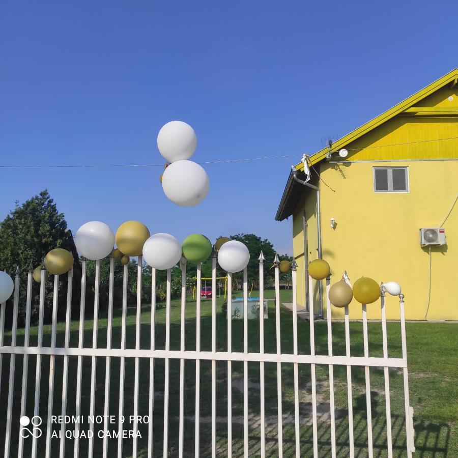 شقة Mirella33 Palić المظهر الخارجي الصورة